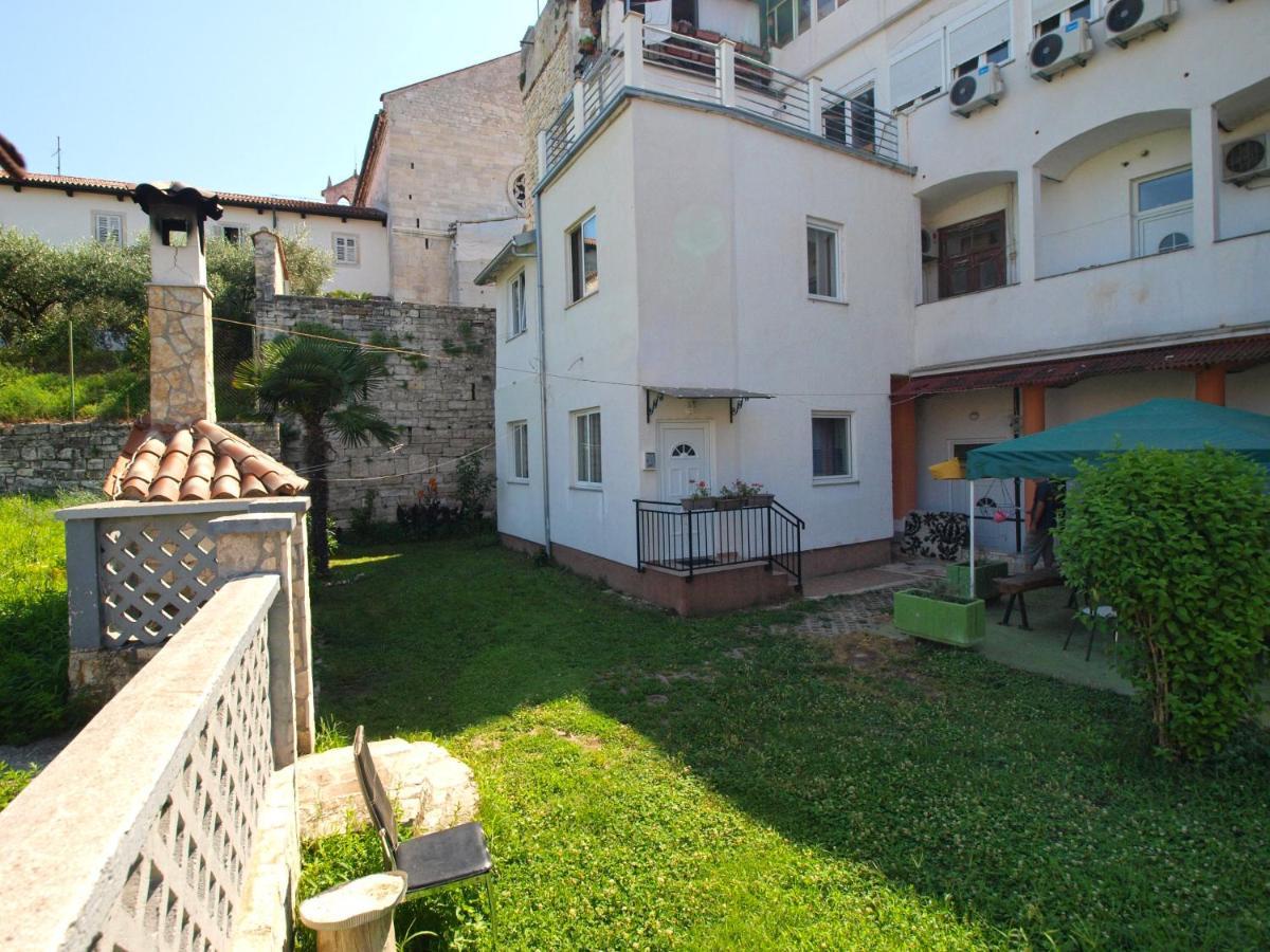 Apartments Smaila 1729 Pula Exterior photo